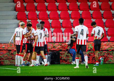 Eindhoven, Niederlande. August 2025. EINDHOVEN, 29-08-2025, PSV Campus de Herdgang, Saison 2025/2026, niederländischer Keuken Kampioen Divisie Football, Spiel zwischen Jong PSV und Jong AZ, Bild zeigt 1-0 Credit: Pro Shots/Alamy Live News Stockfoto