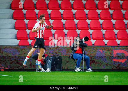 Eindhoven, Niederlande. August 2025. EINDHOVEN, 29-08-2025, PSV Campus de Herdgang, Saison 2025/2026, niederländischer Keuken Kampioen Divisie Football, Spiel zwischen Jong PSV und Jong AZ, Bild zeigt 1-0 Credit: Pro Shots/Alamy Live News Stockfoto