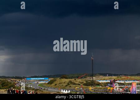 Zandvoort, Niederlande. August 2025. Allgemeine Ansicht, F1 Grand Prix der Niederlande auf dem Circuit Zandvoort am 29. August 2025 in Zandvoort, Niederlande. (Foto von HOCH ZWEI) Credit: dpa/Alamy Live News Stockfoto