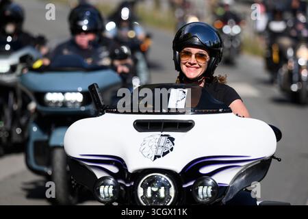 Prag, Tschechische Republik. 30. August 2025. Harley Davidson Motorradfahrt durch Prag im Rahmen der Prague Harley Days fand am 30. August 2025 in Prag statt. Quelle: Michal Kamaryt/CTK Photo/Alamy Live News Stockfoto