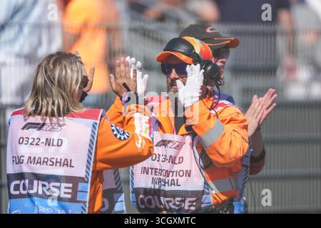 Zandvoort, Niederlande. 30. August 2025. ZANDVOORT, NIEDERLANDE - AUGUST 30: Die Mitarbeiter während F1 - Heineken niederländischer GP am 30. August 2025 in Zandvoort, Niederlande. (Foto von Andre Weening/Orange Pictures) Credit: Orange Pics BV/Alamy Live News Stockfoto