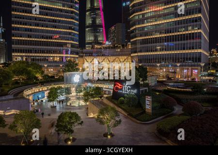 Apple Store, Shop, IFC Mall, Pudong, Shanghai, Volksrepublik China, Asien Stockfoto