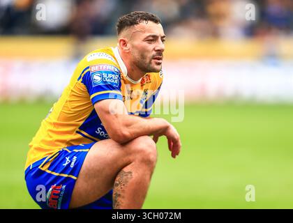 Rumpf, Großbritannien. 30. August 2025. Jake Connor von Leeds Rhinos während des Spiels der Betfred Super League Runde 24 Hull FC gegen Leeds Rhinos im MKM Stadium, Hull, Vereinigtes Königreich, 30. August 2025 (Foto: Richard Bierton/News Images) in Hull, Vereinigtes Königreich am 30. August 2025. (Foto: Richard Bierton/News Images/SIPA USA) Credit: SIPA USA/Alamy Live News Stockfoto
