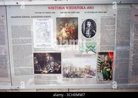 Przemysl, Polen - 23. August 2025: Informationsschild über die historischen Ereignisse des Wiener Sieges 1683. Stockfoto