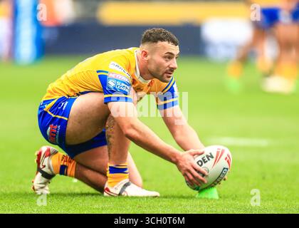 Rumpf, Großbritannien. 30. August 2025. Jake Connor von Leeds Rhinos während des Spiels der Betfred Super League Runde 24 Hull FC gegen Leeds Rhinos im MKM Stadium, Hull, Vereinigtes Königreich, 30. August 2025 (Foto: Richard Bierton/News Images) in Hull, Vereinigtes Königreich am 30. August 2025. (Foto: Richard Bierton/News Images/SIPA USA) Credit: SIPA USA/Alamy Live News Stockfoto