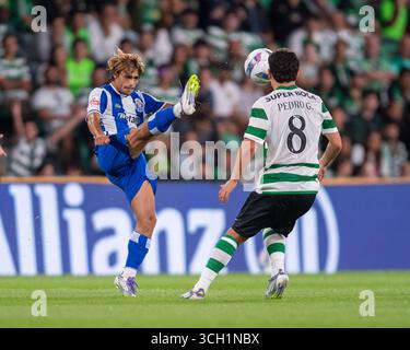Lisboa, Lisboa, Portugal. 30. August 2025. RODRIGO MORA vom FC Porto wurde am 30. August 2025 in Lissabon beim Spiel der Liga Portugal Betclic 2025/26 zwischen Sporting CP und FC Porto im Estadio Jose Alvalade gesehen. (Kreditbild: © Miguel Lemos/ZUMA Press Wire) NUR REDAKTIONELLE VERWENDUNG! Nicht für kommerzielle ZWECKE! Stockfoto