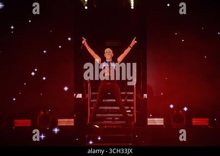 H. P. Baxxter, Sänger von Scooter live auf Rough and Dirty! Open Airs Tour in der Berliner Waldbühne am 29.08.2025 Stockfoto