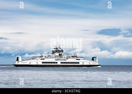BC Ferries Island Gwawis Victoria Schiff auf dem wunderschönen Pazifik. Nanaimo Harbour British Columbia, Kanada. BC Ferries fahren an den Inseln vorbei Stockfoto