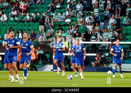 Lissabon, Portugal. 30. August 2025. William vom FC Porto während des Liga Portugal Betclic Spiels zwischen Sporting CP und FC Porto im Estadio Jose Alvalade in Lissabon am 30. August 2025. Liga Portugal Betclic - Sporting CP vs FC Porto (Valter Gouveia/SPP) Credit: SPP Sport Pressefoto. /Alamy Live News Stockfoto