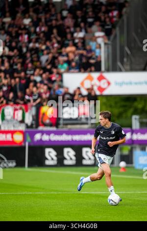 Rotterdam, Niederlande. 31. August 2025. Rotterdam: Jordan Bos von Feyenoord in der vierten Runde der Eredivisie Saison 2025/2026. Das Spiel findet am 31. August 2025 in Rotterdam in Het Kasteel statt. Credit: Box to Box Pictures/Alamy Live News Stockfoto