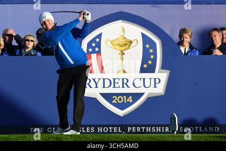September 2014; Gleneagles, Perthshire, SCT; Stephen Gallacher spielt seinen ersten Abschlag während des morgendlichen Fourballs für den Ryder Cup 2014 auf dem Gleneagles Hotel-PGA Centenary Course. Stockfoto