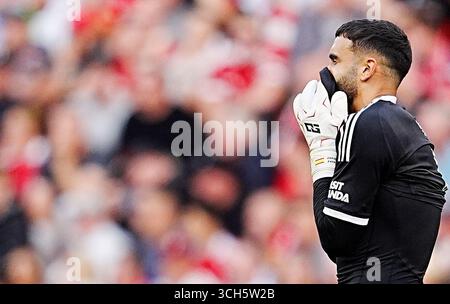 Arsenal Torhüter David Raya reagiert während des Premier League-Spiels in Anfield, Liverpool. Bilddatum: Sonntag, 31. August 2025. Stockfoto