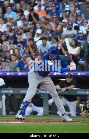 30 2025. August: Kyle Tucker (30), der in Chicago Right Fielder spielt, wird während des Spiels zwischen den Chicago Cubs und den Colorado Rockies im Coors Field in Denver Co. Von einem Pitch getroffen. David Seelig/Cal Sport Medi Stockfoto