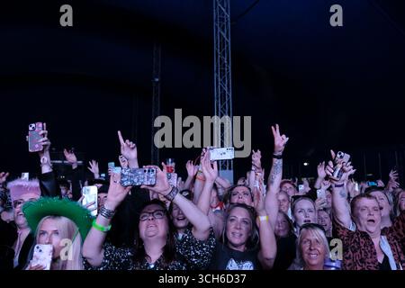 Jedburgh, Großbritannien. 31. August 2025. Beispiel tritt am zweiten Tag des EdgeFest 2025 in Lilliardsedge bei Jedburgh am 30. August 2025 auf. EdgeFest 2025, Musikfestival. Ein wachsendes Musikfestival in den schottischen Grenzen, das jetzt im dritten Jahr in Lilliardsedge in der Nähe von Jedburgh stattfindet. Musik und Unterhaltung für die ganze Familie, unter dem großen Dach. (Quelle: Rob Gray/Alamy Live News Stockfoto