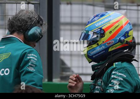 #14 Fernando Alonso (ESP) Aston Martin Aramco F1 Team (GBR) Aston Martin AMR25/Mercedes während des Formel 1 Grand Prix der Niederlande 2025 auf dem Zandvoort Circuit am 31. August 2025 in Zandvoort, Niederlande. (Foto: Philippe Nanchino/Eurasia Sport Images/Alamy) Stockfoto