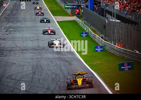 04 Lando Norris, (GRB) McLaren Mercedes MCL39, während des niederländischen GP, Zandvoort 28-31. August 2025. Formel-1-Weltmeisterschaft 2025. Stockfoto