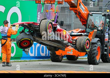 Zandvoort, Niederlande. 31. August 2025. Lewis Hamilton (GBR) - Scuderia Ferrari - Ferrari SF-25 - Ferrari am Freitag, 2. Tag, des Formel 1 Heineken Grand Prix 2025 von Holland. (Kreditbild: © Alessio de Marco/ZUMA Press Wire) NUR REDAKTIONELLE VERWENDUNG! Nicht für kommerzielle ZWECKE! Quelle: ZUMA Press, Inc./Alamy Live News Stockfoto