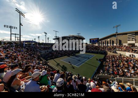 Queens, New York City. 30. August 2025: Alex de Minaur (aus) bei den US Open 2025. Corleve/Alamy Live News Stockfoto