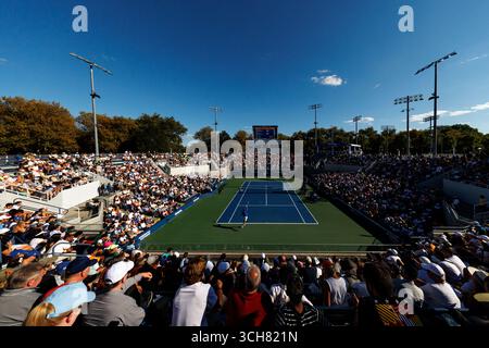 Queens, New York City. 30. August 2025: Alex de Minaur (aus) bei den US Open 2025. Corleve/Alamy Live News Stockfoto
