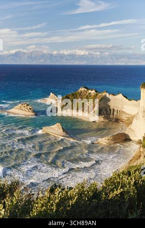 Berühmte Kap Drastis Klippen auf Korfu Insel, Griechenland Stockfoto