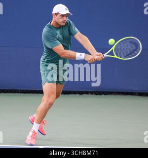 New York, Usa. September 2025. NEW YORK, USA – 1. SEPTEMBER: Bart Stevens aus den Niederlanden am 8. Tag der US Open 2025 im USTA Billie Jean King National Tennis Center am 1. September 2025 in New York, USA. (Foto: Adam Stoltman/BSR Agency) Credit: BSR Agency/Alamy Live News Stockfoto