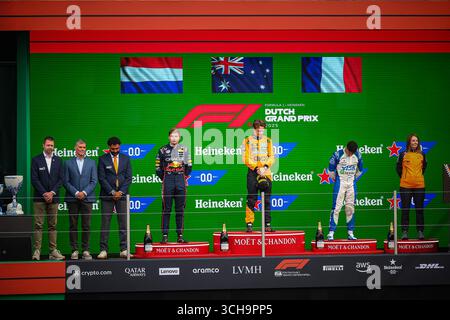 Podium des Rennens: Oscar Piastri gewinnt den niederländischen GP vor Max Verstappen und Isack Hadjar, Zandvoort 28-31. August 2025. Formel-1-Weltmeisterschaft 2 Stockfoto