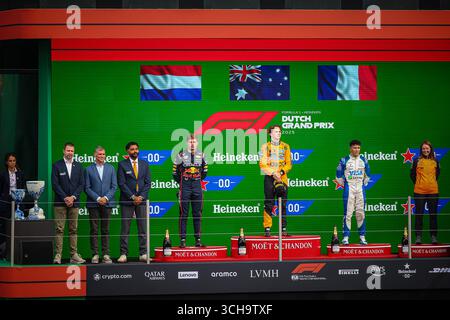 Niederlande, Niederlande. September 2025. Podium des Rennens: Oscar Piastri gewinnt den niederländischen GP vor Max Verstappen und Isack Hadjar, Zandvoort 28-31. August 2025. Formel-1-Weltmeisterschaft 2025. Quelle: Unabhängige Fotoagentur/Alamy Live News Stockfoto