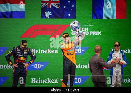 Niederlande, Niederlande. September 2025. Podium des Rennens: Oscar Piastri gewinnt den niederländischen GP vor Max Verstappen und Isack Hadjar, Zandvoort 28-31. August 2025. Formel-1-Weltmeisterschaft 2025. Quelle: Unabhängige Fotoagentur/Alamy Live News Stockfoto