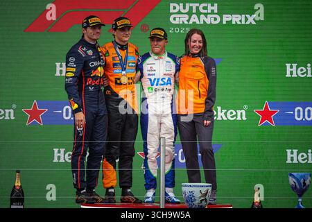 Niederlande, Niederlande. September 2025. Podium des Rennens: Oscar Piastri gewinnt den niederländischen GP vor Max Verstappen und Isack Hadjar, Zandvoort 28-31. August 2025. Formel-1-Weltmeisterschaft 2025. Quelle: Unabhängige Fotoagentur/Alamy Live News Stockfoto