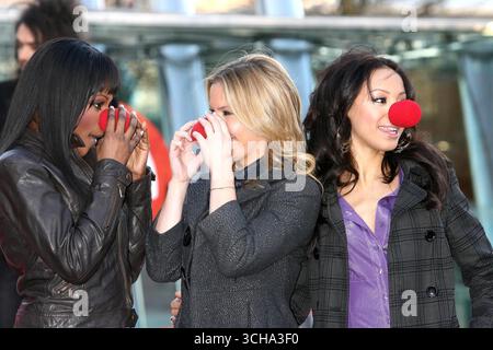 Sugababes bei einem Fotobesuch zum Start des Red Nose Day 2007 im London Eye in London - 31. Januar 2007 Stockfoto