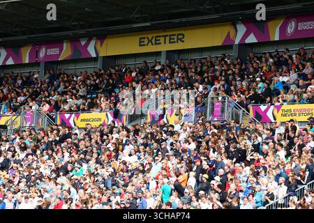 Exeter, Devon, Großbritannien. 31. August 2025. Damen Rugby World Cup Pool C: Neuseeland gegen Japan im Sandy Park, Exeter. Abbildung: Szenen mit nahezu hoher Kapazität. Exeter-Banner. Hinweis: Nidpor/Alamy Live News Stockfoto