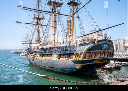 San Diego, Kalifornien - 7. August 2025: HMS Suprise Fregatte Replik im Maritime Museum of San Diego. Stockfoto