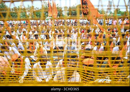 MUMBAI, INDIEN – 1. SEPTEMBER: Unterstützer und Mitglieder der Maratha-Gemeinschaft versammelten sich in Azad Maidan, um den Maratha-Quotenaktivisten Manoj Jarange Patil während seines Hungerstreiks zu unterstützen, um am 1. September 2025 in Mumbai, Indien, eine Maratha-Reservierung unter OBC-Quote zu fordern. (Foto: Raju Shinde/Hindustan Times/SIPA USA) Credit: SIPA USA/Alamy Live News Stockfoto