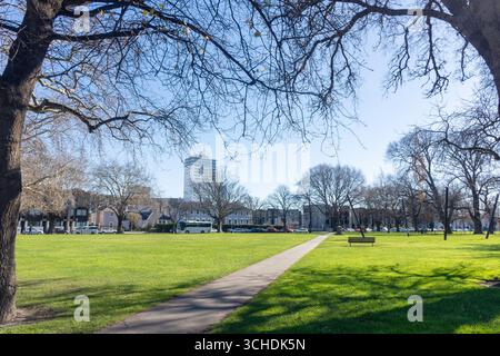 Latimer Square im Winter, Hereford Street, Christchurch Central City, Christchurch (Ōtautahi), Region Canterbury, Südinsel, Neuseeland Stockfoto