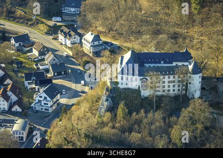 Luftaufnahme, Schloss Bilstein, Jugendherberge und historische Sehenswürdigkeit, Bilstein, Lennestadt, Sauerland, Nordrhein-Westfalen, Deutschland, Castle, DE, DJH Sie Stockfoto