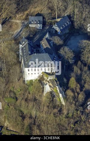 Luftaufnahme, Schloss Bilstein, Jugendherberge und historische Sehenswürdigkeit, Bilstein, Lennestadt, Sauerland, Nordrhein-Westfalen, Deutschland, Castle, DE, DJH Sie Stockfoto