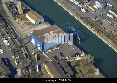 Luftaufnahme, Parallelhafen Neuenkamp und Außenhafen, HTB Heavylift Terminal Duisburg Schwerlastkran, Hochfeld, Duisburg, Ruhrgebiet, Nordrhein Stockfoto