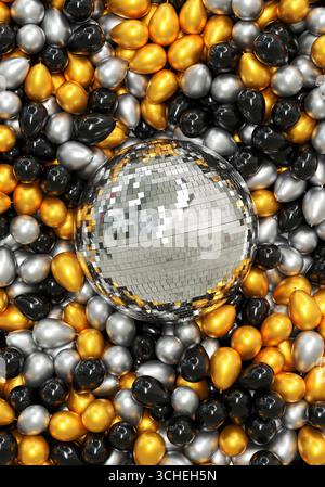 Spiegelkugel umgeben von goldenen, silbernen und schwarzen Ballons – 3D-Rendering Stockfoto