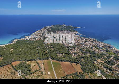 Aus der Vogelperspektive, Cala Agulla und Cala Rajada mit Meerblick, Balearen, Mallorca, Capdepera, Balearen, Spanien Stockfoto