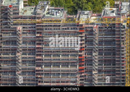 Blick aus der Vogelperspektive, Wohnblock Hannibal II, Gerüste für Renovierung und Renovierung, Baustelle und Baukräne, Vogelpothsweg, Dors Stockfoto