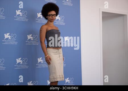 Venedig, Italien. September 2025. Myha'la nimmt am 2. September 2025 am Videogespräch „Dead man's Wire“ Teil, während des 82. Internationalen Filmfestivals von Venedig in Venedig, Italien. (Foto: Luca Carlino/NurPhoto) Credit: NurPhoto SRL/Alamy Live News Stockfoto