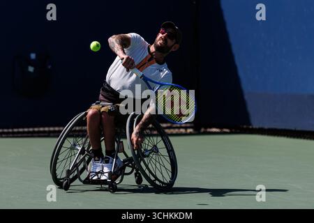 Queens, Usa. September 2025. Queens, New York City. 2. September 2025: Die Doppel-Paarung von Heath Davidson (aus) und Robert Shaw (CAN) bei den US Open 2025. Quelle: Corleve/Alamy Live News Stockfoto