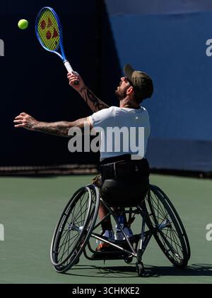 Queens, Usa. September 2025. Queens, New York City. 2. September 2025: Die Doppel-Paarung von Heath Davidson (aus) und Robert Shaw (CAN) bei den US Open 2025. Quelle: Corleve/Alamy Live News Stockfoto