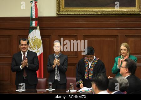 Nicht exklusiv: (L-R) Kongressabgeordneter Sergio Gutierrez von der Partei Movimiento de Regeneracion Nacional (Morena), mexikanische Präsidentin Claudia Sheinbaum Pa Stockfoto