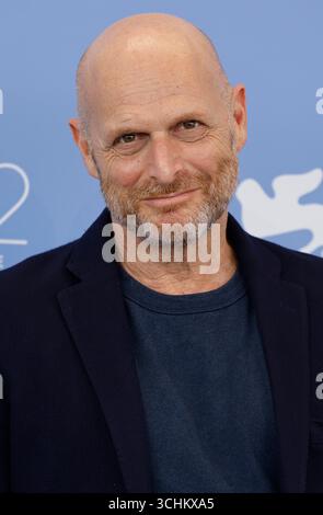 Venedig, Italien. September 2025. Haiga Levi posiert beim Fotoaufruf von „Etty“ während des 82. Internationalen Filmfestivals von Venedig im Palazzo del Casino am Lido in Venedig, Italien, am 2. September 2025. Quelle: dpa/Alamy Live News Stockfoto