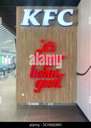 KFC Fast Food Restaurant Indoor Werbung in einem Einkaufszentrum in Sofia Bulgarien, Osteuropa, Balkan, EU Stockfoto
