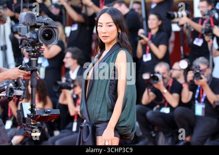 Europa, Italien, Lido di Venezia, 2. September 2025: Greta Lee besucht einen roten Teppich für den Film „A House of Dynamite“ während des 82. Internationalen Filmfestivals von Venedig am 2. September 2025 in Venedig. Foto Ottavia Da Re/Sintesi/Alamy Live News Stockfoto