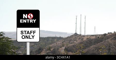 Kein Eintrittschild auf weißem Hintergrund Stockfoto