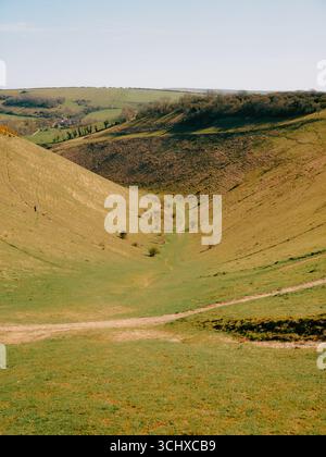 Devil's Dyke ist eine 100 Meter tiefe, V-förmige, trockene Tallandschaft in den South Downs in Sussex im Süden Englands Stockfoto