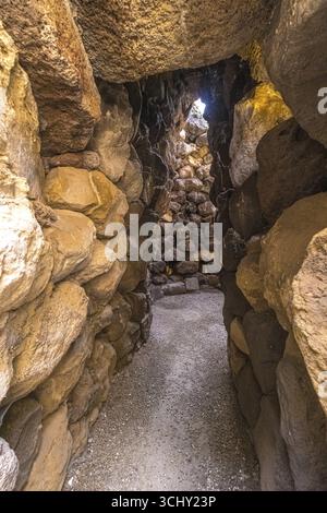 Sardinien, Su Nuraxi, Wohnungen der prähistorischen Nuragic Zivilisation, UNESCO-Weltkulturerbe, antike Festung aus 2000 v. Chr., Barumini Stockfoto